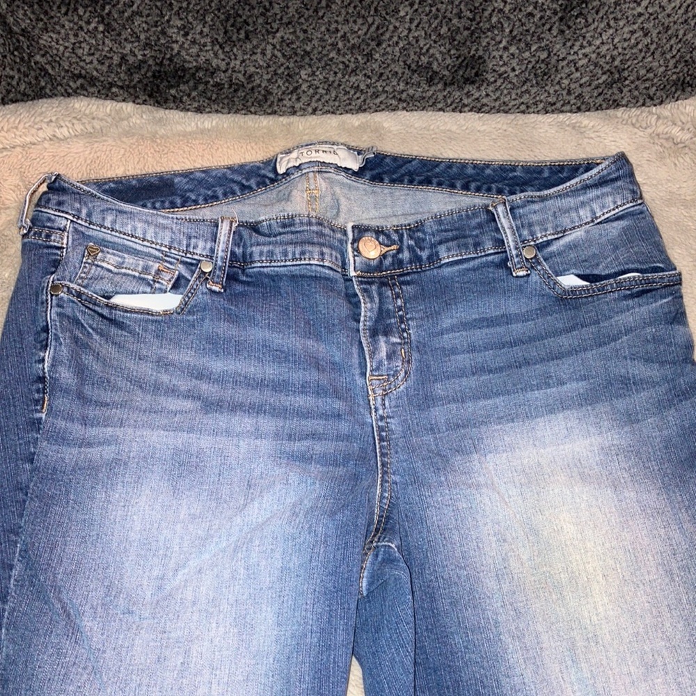 Torrid Ripped Crops, Size 16R - Picture 2 of 6